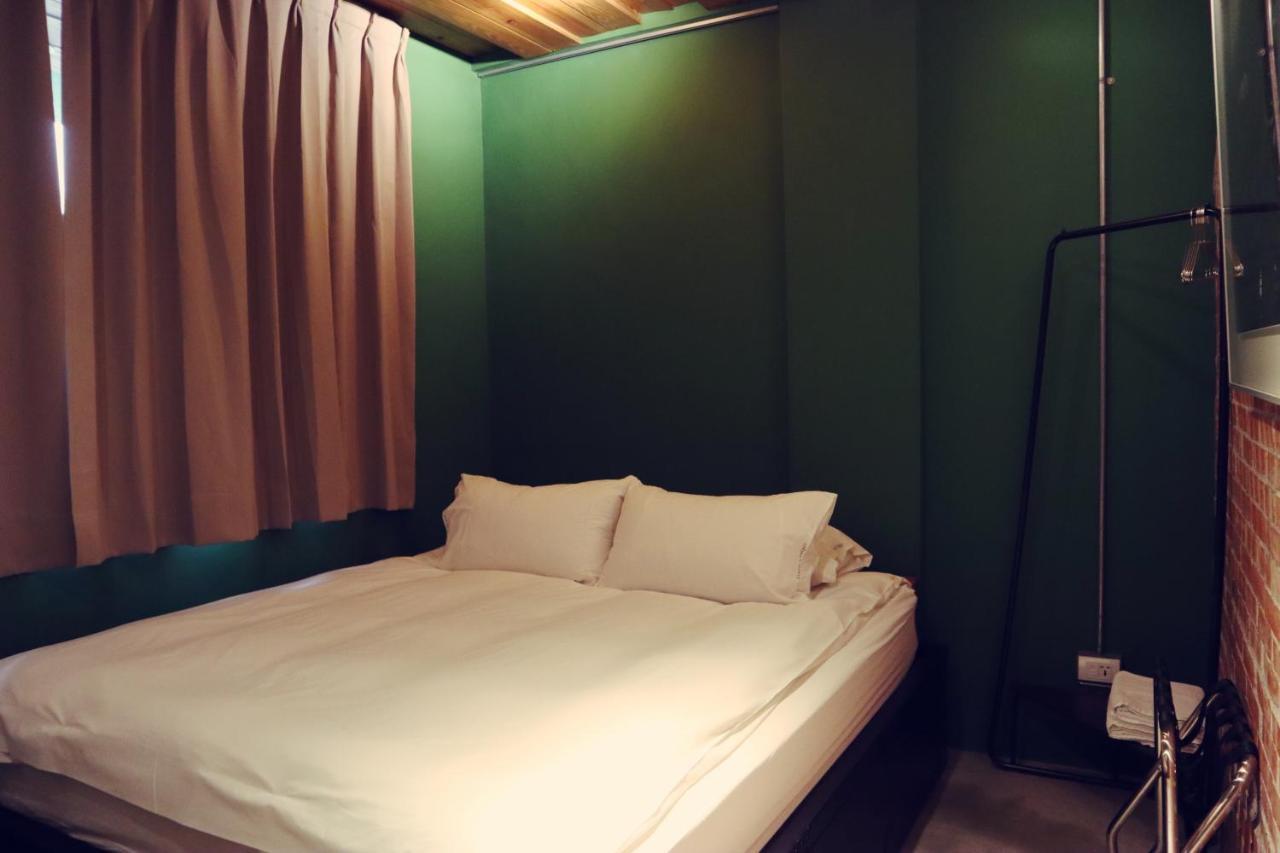 Travel Charger Hostel Hualien City Ngoại thất bức ảnh