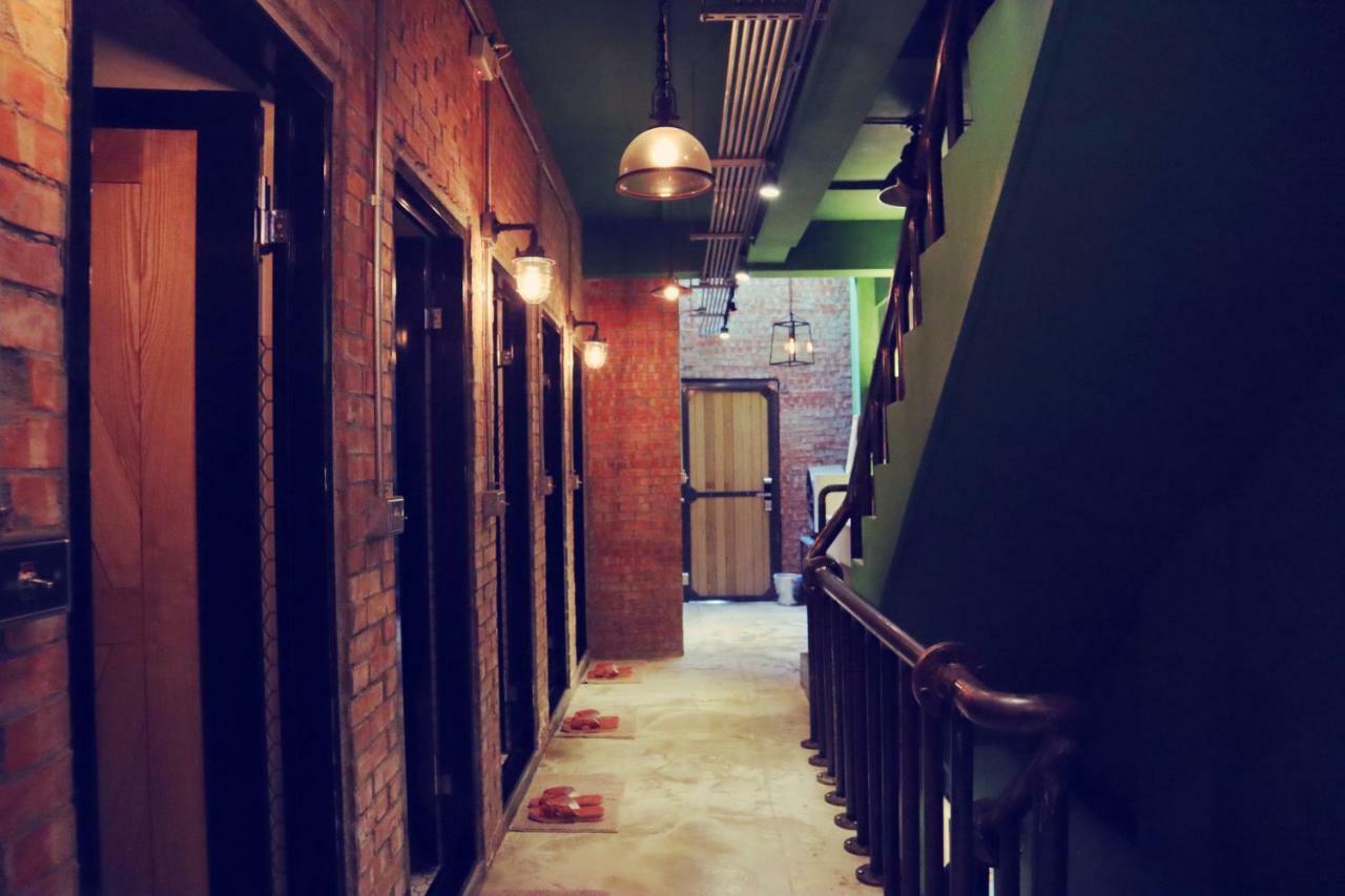 Travel Charger Hostel Hualien City Ngoại thất bức ảnh