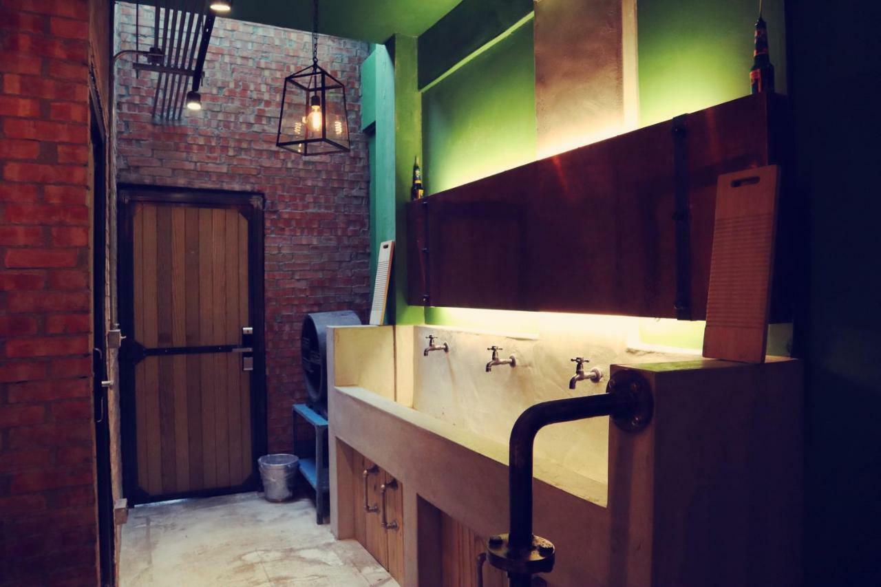 Travel Charger Hostel Hualien City Ngoại thất bức ảnh