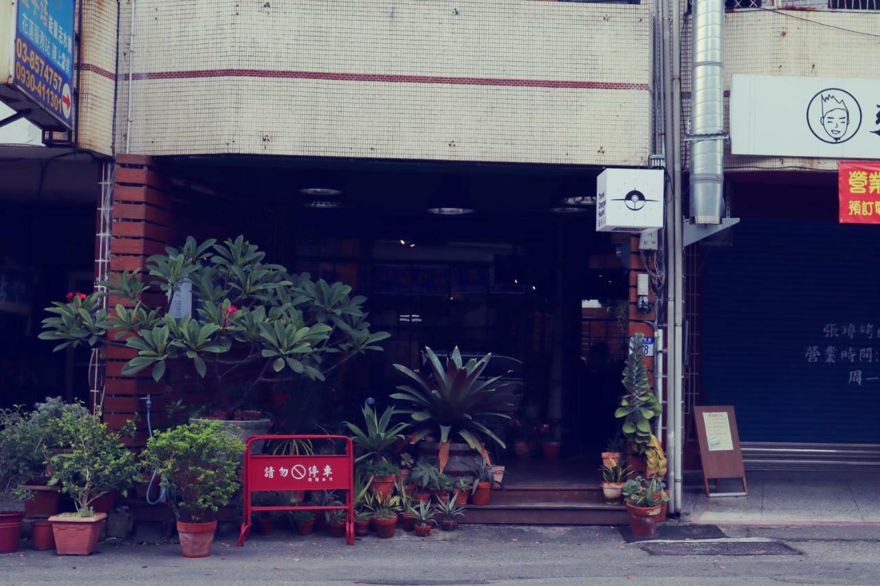 Travel Charger Hostel Hualien City Ngoại thất bức ảnh